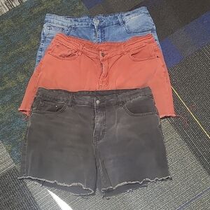 Men's Denim Shorts Trio - Black, Red, Blue